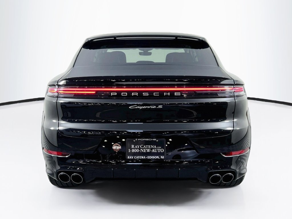Certified 2026 Porsche Cayenne S AWD/4WD image 10