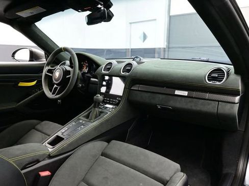 Certified 2025 Porsche 718 Boxster Spyder RS RWD image 13