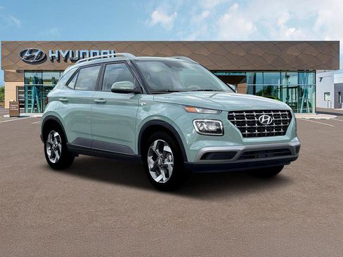 New 2025 Hyundai Venue SEL image 1