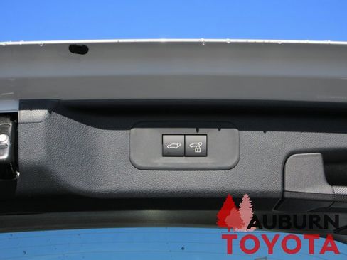 New 2026 Toyota Grand Highlander AWD Hybrid image 6