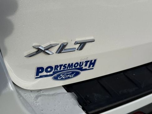 Used 2022 Ford Explorer XLT w/ Equipment Group 202A AWD/4WD image 20