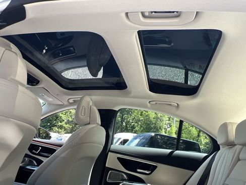 Certified 2024 Mercedes-Benz E 350 4MATIC Sedan image 29