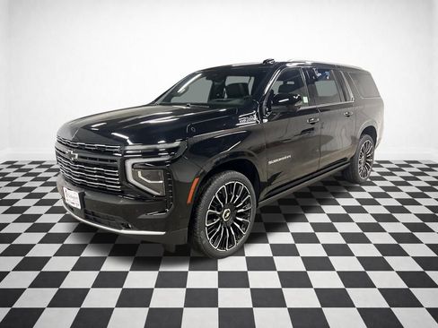 New 2026 Chevrolet Suburban High Country image 4