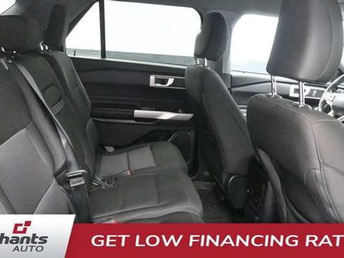 Used 2022 Ford Explorer XLT AWD/4WD image 11