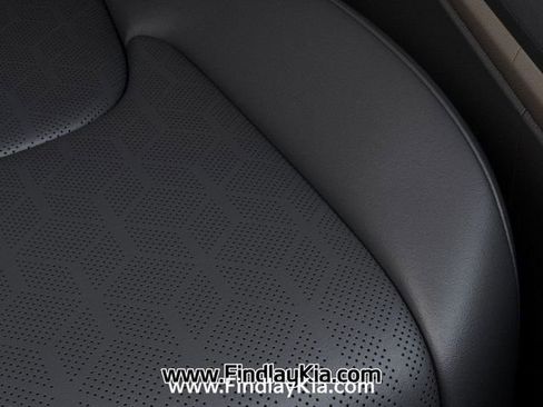 New 2026 Kia Carnival EX image 27