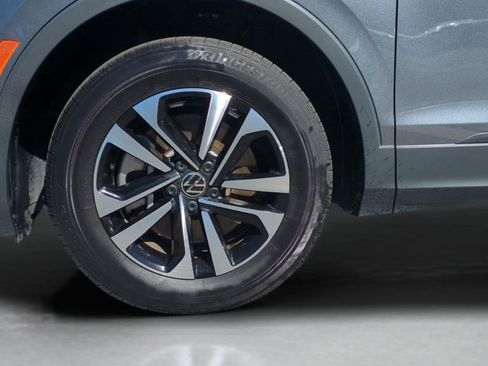 Certified 2024 Volkswagen Tiguan S FWD image 27