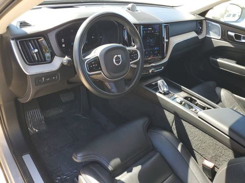 Used 2022 Volvo XC60 T8 Inscription w/ Advanced Package image 4