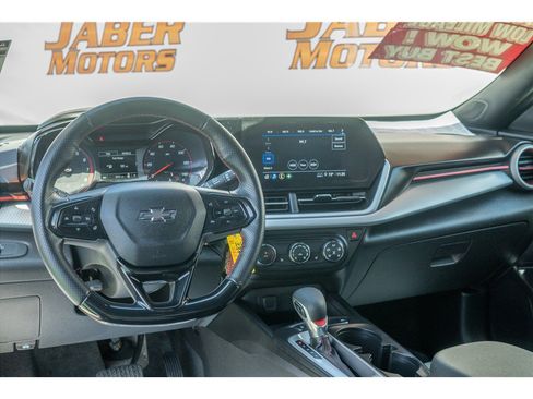 Used 2025 Chevrolet Trax RS w/ Driver Confidence Package FWD image 35