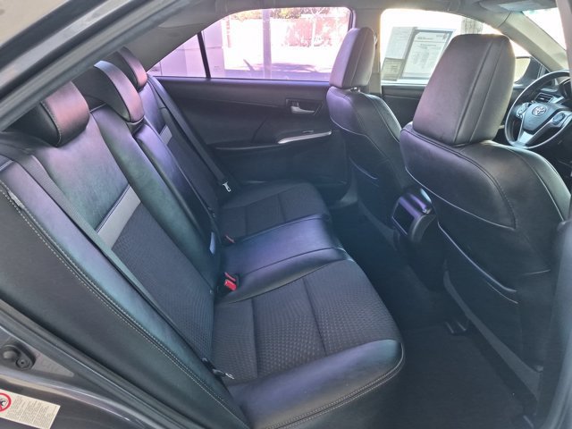 Used 2014 Toyota Camry SE FWD image 7