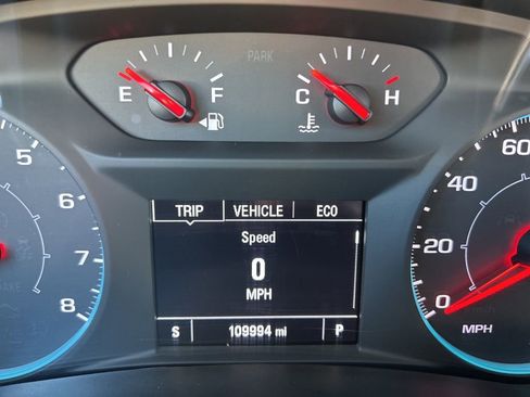 Used 2020 Chevrolet Equinox LS image 25