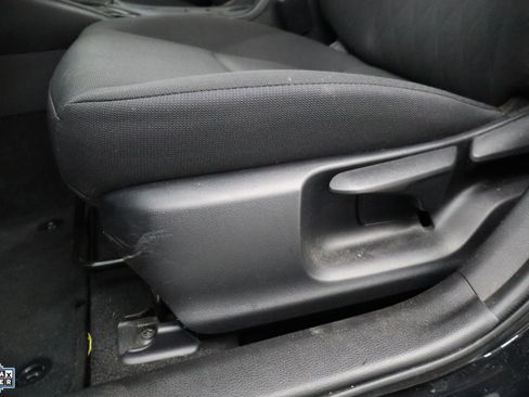 Used 2023 Toyota Corolla LE FWD image 15