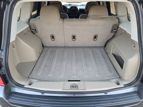 Used 2016 Jeep Patriot Sport w/ Power Value Group image 27