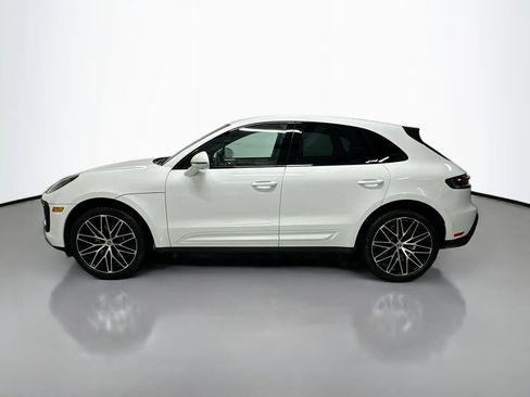 Used 2026 Porsche Macan AWD/4WD image 2