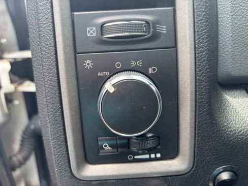 Used 2014 RAM 1500 Tradesman w/ Popular Equipment Group AWD/4WD image 27