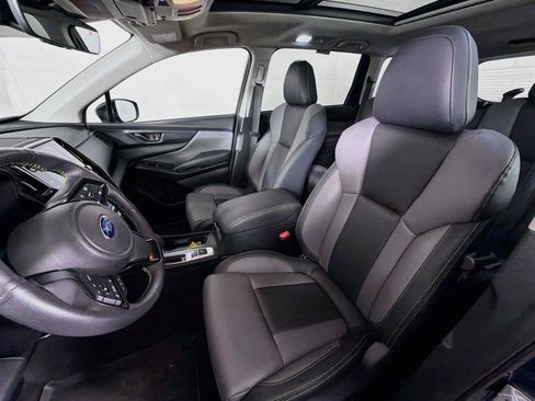 Used 2024 Subaru Ascent Onyx Edition AWD/4WD image 2