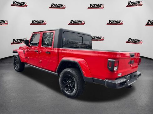 Used 2023 Jeep Gladiator Sport AWD/4WD image 7