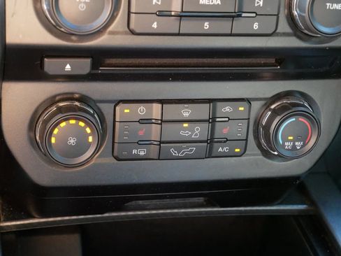 Certified 2018 Ford F150 XLT w/ Equipment Group 302A Luxury AWD/4WD image 23