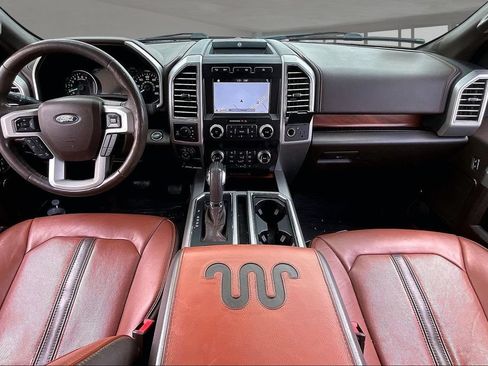 Used 2019 Ford F150 King Ranch w/ Equipment Group 601A Luxury AWD/4WD image 8