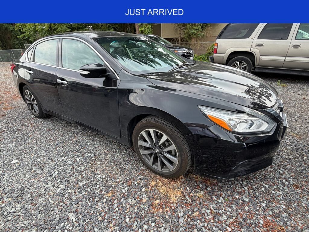 Used 2017 Nissan Altima 2.5 SL FWD image 1