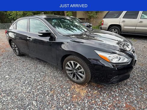 Used 2017 Nissan Altima 2.5 SL FWD image 1