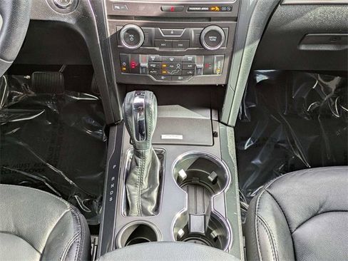 Certified 2018 Ford Explorer XLT w/ Equipment Group 202A image 18