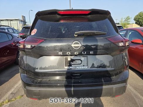 Used 2026 Nissan Rogue S FWD image 3