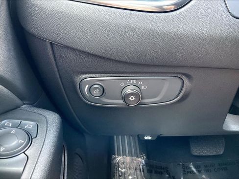 Used 2024 Chevrolet Equinox LT w/ LPO, Floor Liner Package FWD image 32