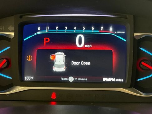 Used 2019 Honda Pilot Touring image 37