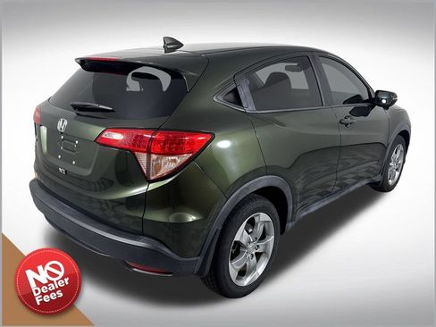 Used 2017 Honda HR-V EX image 3