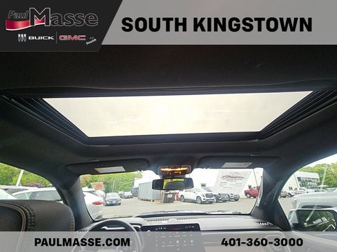 Used 2024 GMC Canyon Denali AWD/4WD image 17
