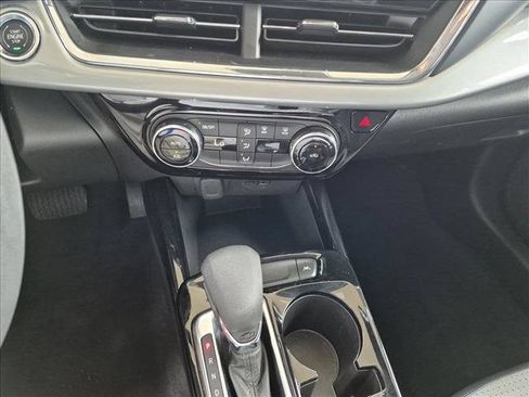 Used 2026 Chevrolet Trax LT FWD image 14