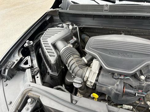 Used 2021 GMC Acadia SLT AWD/4WD image 67