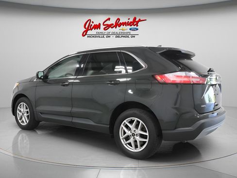 Used 2024 Ford Edge SEL w/ Convenience Package AWD/4WD image 4