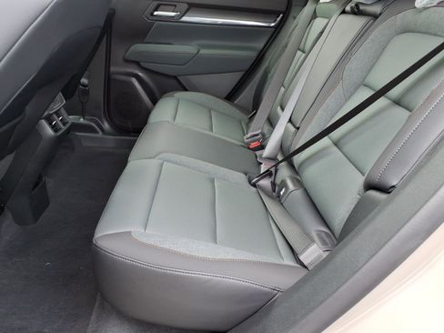 New 2026 GMC Terrain AT4 w/ Technology Package II AWD/4WD image 11