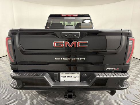 New 2026 GMC Sierra 2500 AT4 w/ AT4 Premium Plus Package AWD/4WD image 5
