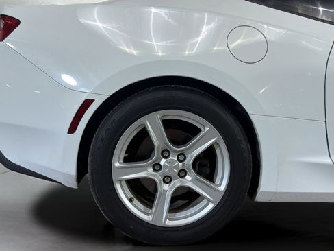 Used 2016 Chevrolet Camaro LT RWD image 35