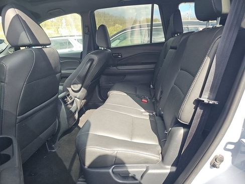 Used 2023 Honda Passport EX-L image 5