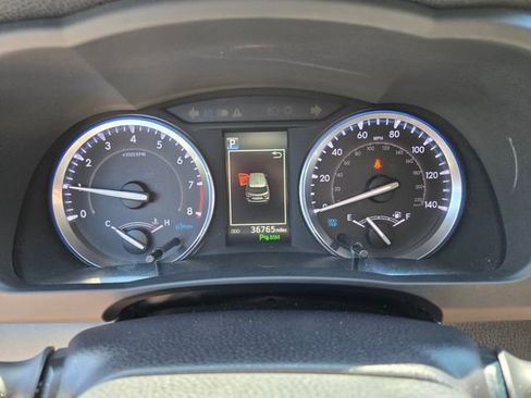 Used 2019 Toyota Highlander Limited AWD/4WD image 34
