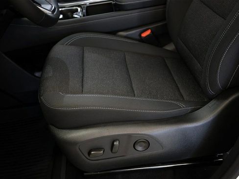 New 2026 Chevrolet Traverse LT w/ Midnight/Sport Edition image 33