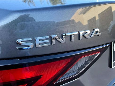 Used 2024 Nissan Sentra SV FWD image 30