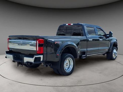 Used 2025 Ford F450 King Ranch w/ Chrome Package AWD/4WD image 9