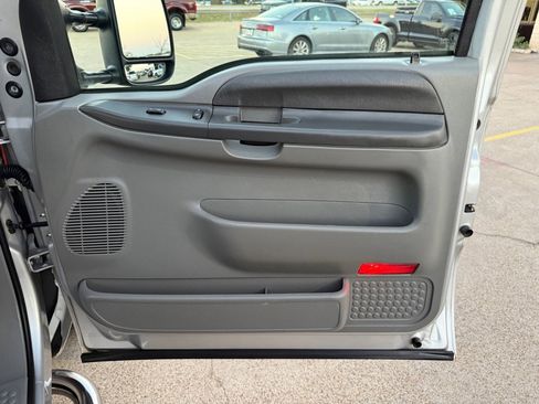 Used 2003 Ford F250 SUPER DUTY image 20