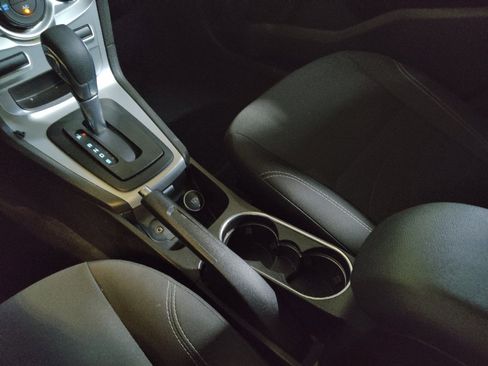 Used 2019 Ford Fiesta SE FWD image 26