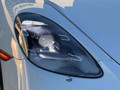 Used 2022 Porsche 718 Boxster image 9