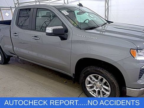 Used 2025 Chevrolet Silverado 1500 LT image 4