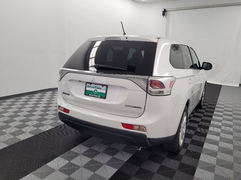 Used 2014 Mitsubishi Outlander SE FWD image 7