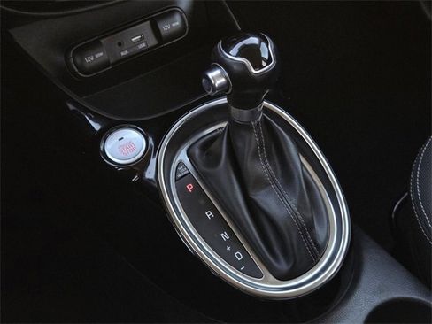 Used 2019 Kia Soul + w/ Audio Package image 23