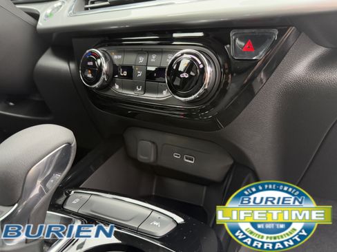 New 2026 Chevrolet Trax LT w/ Driver Confidence Package image 23