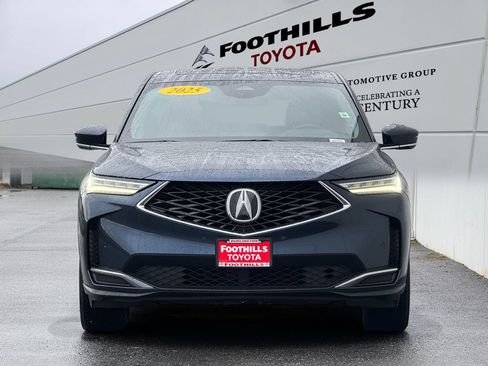 Used 2025 Acura MDX SH-AWD w/ Technology Package image 2