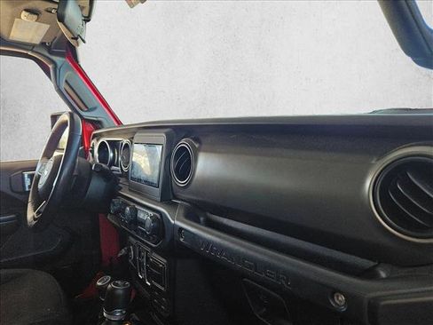 Used 2018 Jeep Wrangler Unlimited Sport S image 21